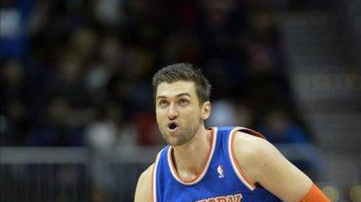 94-101. Hardaway Jr. y Bargnani rompieron la racha perdedora de los Knicks