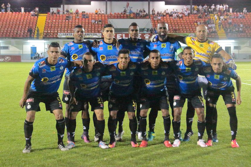 Tauro consigue una victoria que lo deja como líder absoluto del torneo