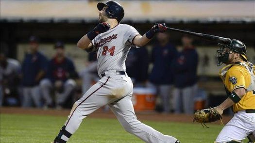 5-0. Plouffe pega un grand slam contra los Atléticos y guía la victoria de los Mellizos