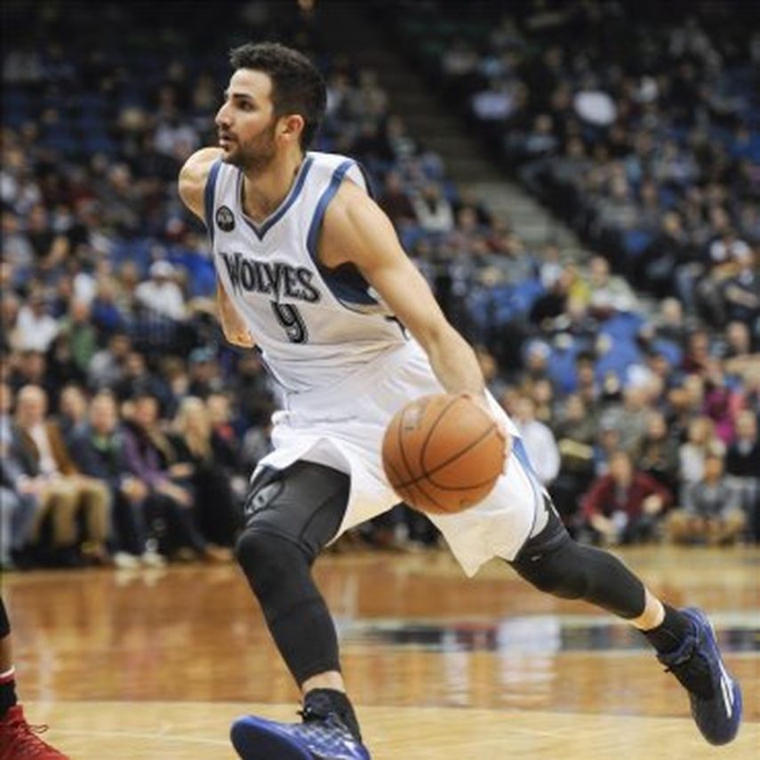 Rubio pide tiempo para que los Wolves se quiten la etiqueta de equipo joven