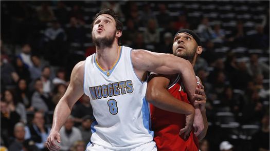 106-95. Gallinari marca triunfo de Nuggets, que despidieron a su entrenador