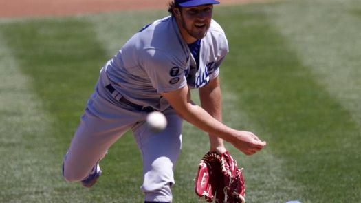 5-4. Bauer controla a los Padres y Tatis pega dos jonrones