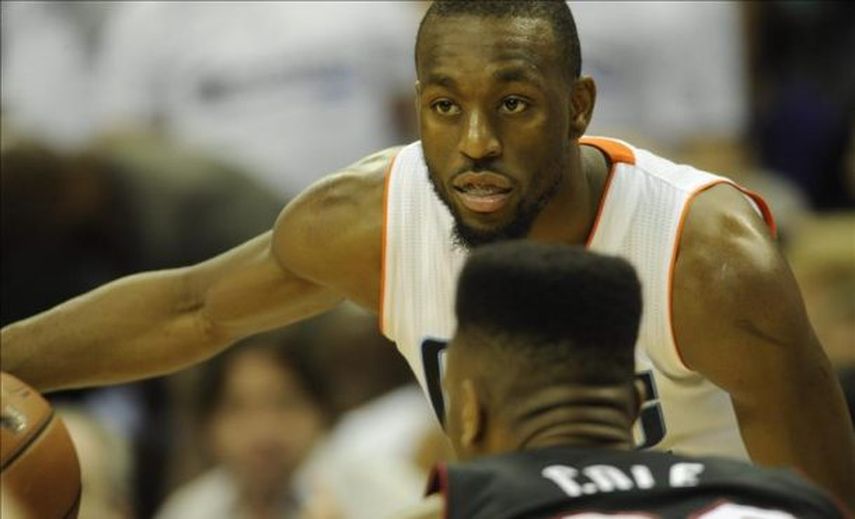 124-119. Walker anota 52 puntos, nueva marca de equipo, y ganan los Hornets