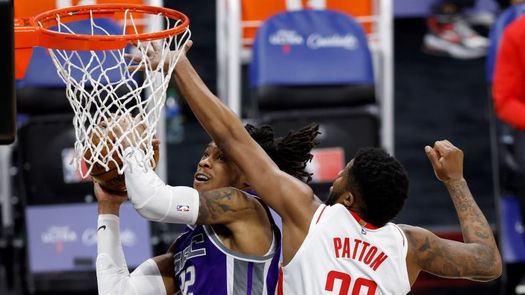 125-105. DeAaron Fox y los Kings dejan a los Rockets con la decimocuarta derrota