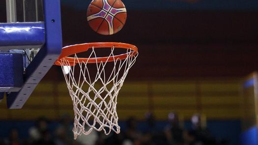 Dunleavy subasta una sesión de una hora de tiros al aro por una causa benéfica