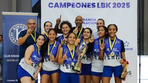 Con doble-dobles de Mikayla Hicks y Giorgia Bagarella, el Instituto Italiano Enrico Fermi selló el título.&nbsp;