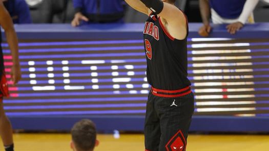 96-102. Vucevic y la defensa dejan a los Bulls ganadores ante los Celtics