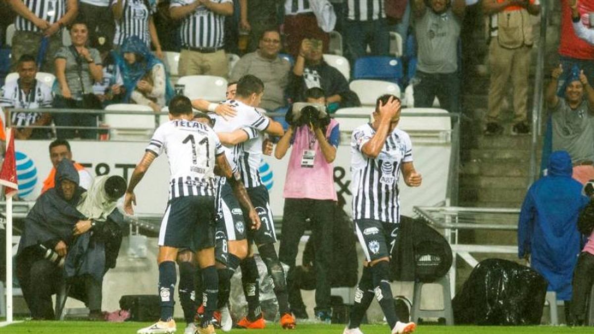El Monterrey vence al Querétaro con autogol de Sanvezzo y accede a la semifinal de la Copa Mx