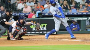 Soler amplía su marca de cuadrangulares; Torres se une al legendario DiMaggio