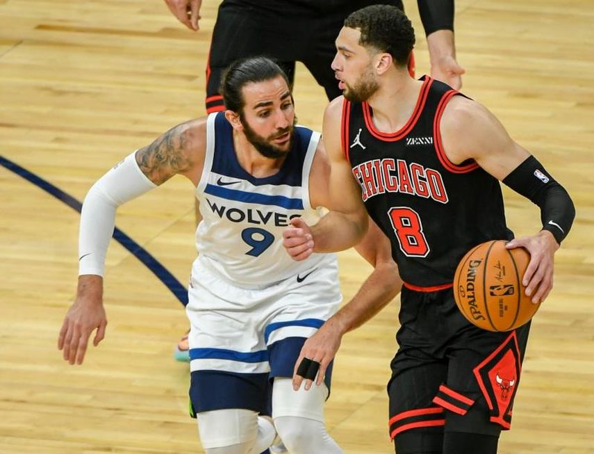121-117. Towns, Russell y Rubio deciden duelo de equipos perdedores