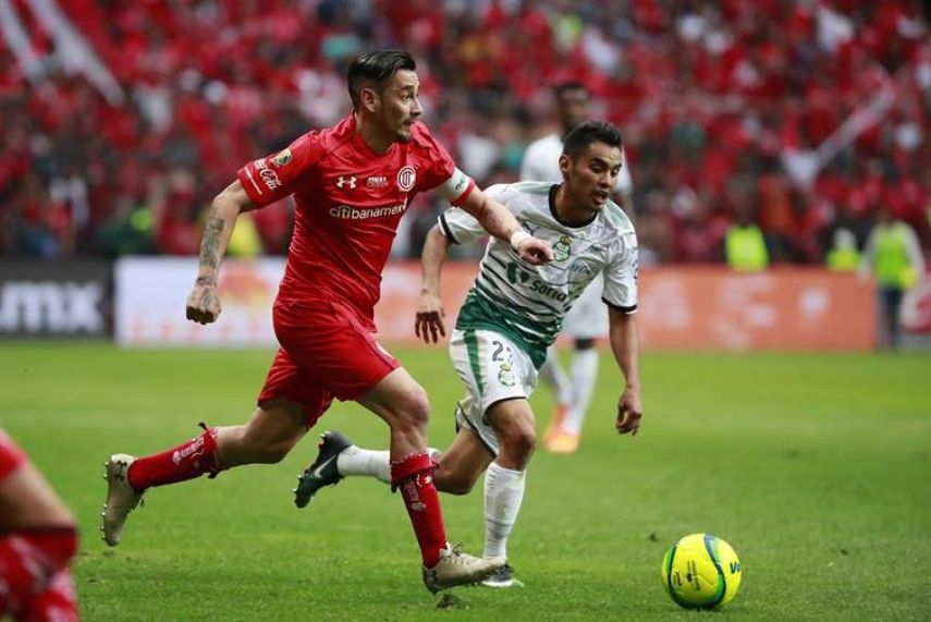 El argentino Sambueza da triunfo a Toluca en su regreso a las canchas