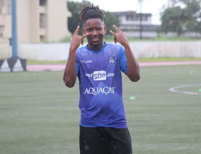 Árabe Unido fue uno de los primeros en iniciar la pretemporada.&nbsp;