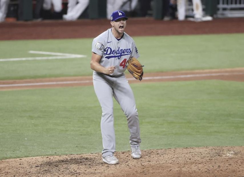 5-4. Adames jonronea en la victoria de los Cerveceros