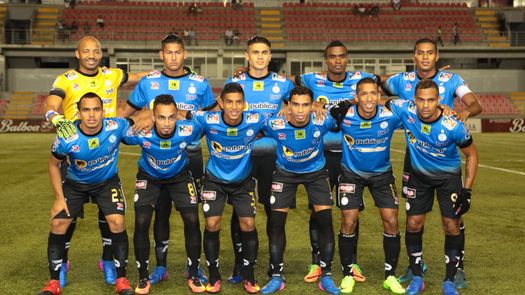 Tauro volvió a la senda del triunfo