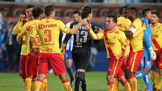 Roberto Hernández extiende por un año su contrato como entrenador del Morelia