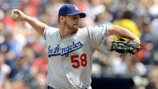 7-2. Billingsley gana por primera vez en dos años derrotando a su ex equipo
