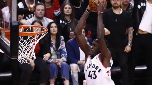 101-96. Siakam y la defensa mantienen la racha ganadora de Raptors ante Sixers