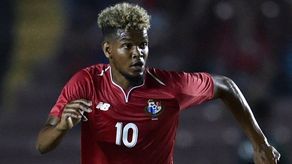 Ricardo Ávila cerca del fútbol Sueco