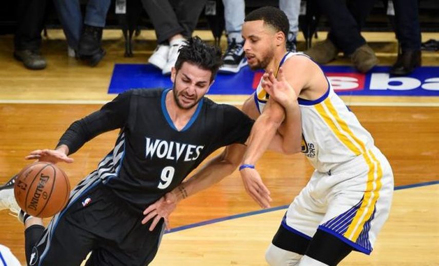 Rubio logra su decimoquinto doble-doble de la temporada y gana el duelo a Curry