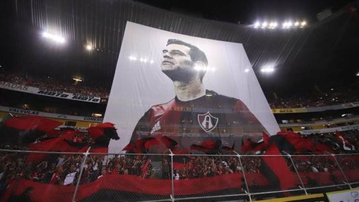 Rafa Márquez vive primer día sin fútbol confiado en que el tri lo rescate