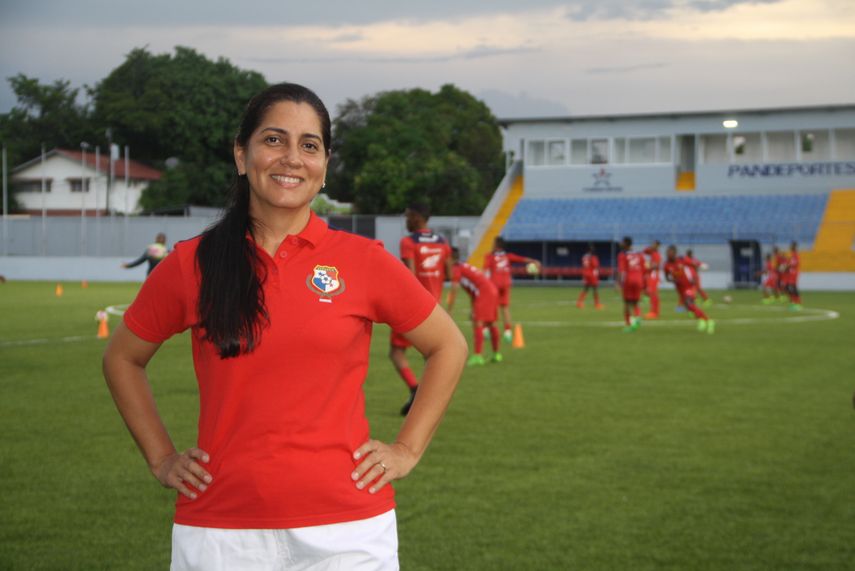 Rosa Mon: encargada de la psicología de Panamá Sub-17