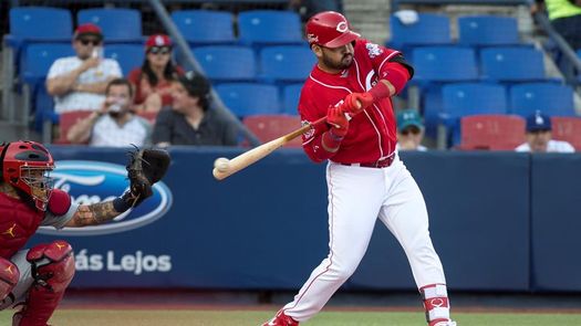 6-2. Suárez conecta tres jonrones en el ataque de los Rojos