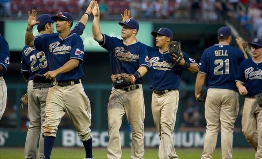 4-1. Kennedy derrota con sus envíos a los Gigantes