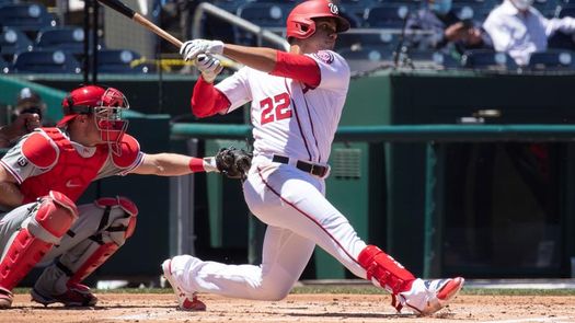 2-1. Soto castiga con jonrón a los Filis