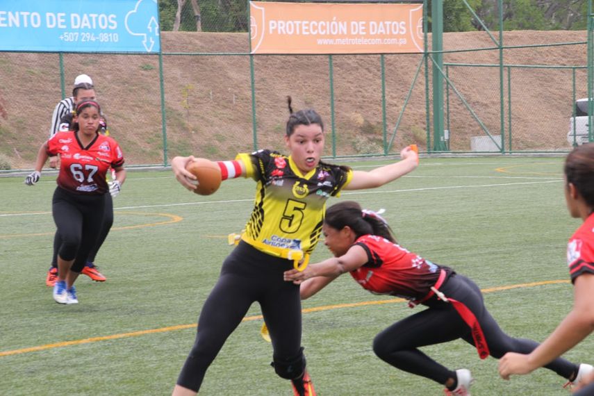 Borges impone récord en Varsity Contact Kiwanis