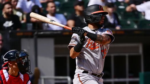 Jonathan Araúz fue colocado en lista restringida