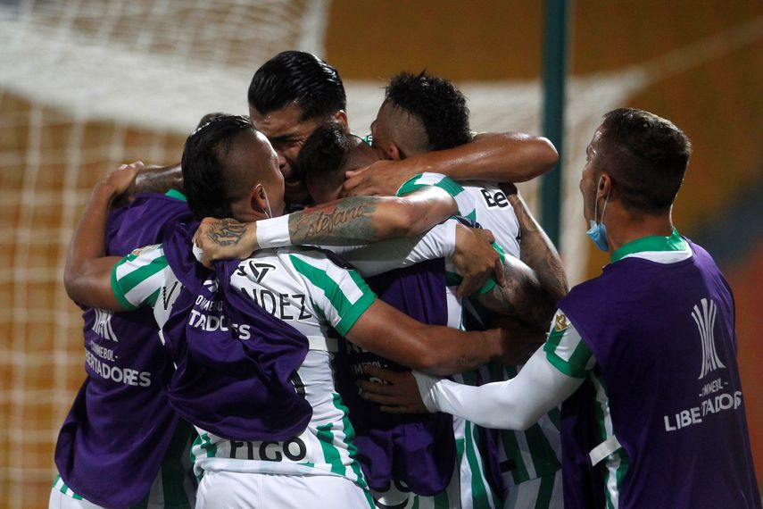 4-1. El Nacional de Colombia vence a Libertad y se mete al grupo F de la Libertadores