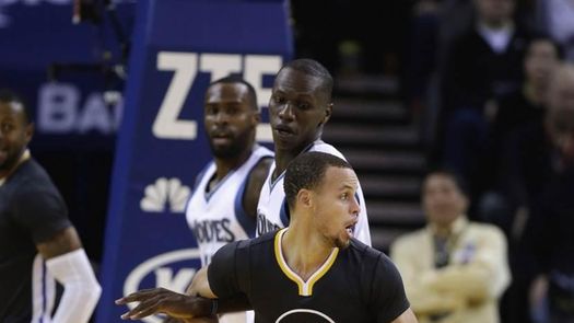 110-97. Curry y Warriors se recuperaron ante los desahuciados Timberwolves