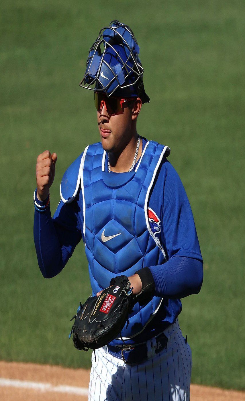 Miguel Amaya estuvo todo el juego detrás del plato en el partido que marcó su debut en las Grandes Ligas con los Cachorros de Chicago. Foto: Archivo