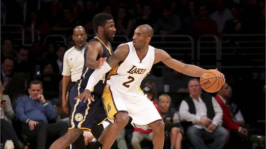 88-87. Bryant anota la canasta del triunfo de los Lakers