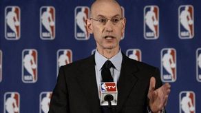 Primer triunfo legal de D. Sterling; Silver dice que la NBA está al margen