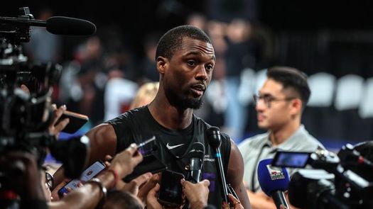 Barnes da positivo al coronavirus