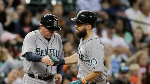 10-5. Ackley mantiene a los Marineros con posibilidades de conseguir un boleto