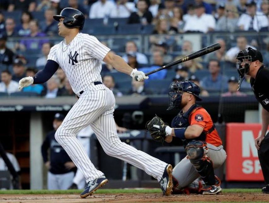 5-3. Stanton y Andújar conectan sendos jonrones para los Yanquis