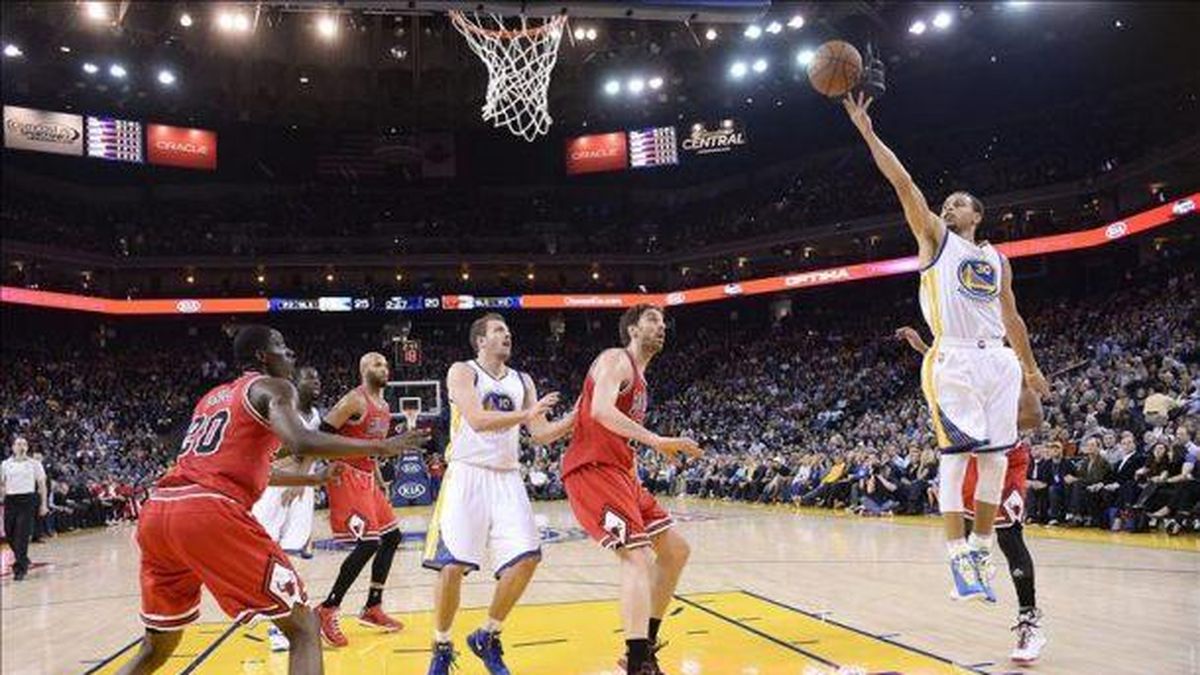 Los Warriors ayudan a los Rockets en la lucha por el título de la división; los Raptors ganan el suyo