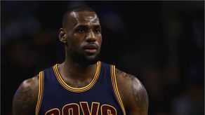 95-103. James y Love dieron a los Cavaliers el tercer triunfo de los playoffs