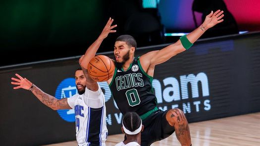 122-119.- Hayward, con 31 puntos, da a Celtics tercer triunfo consecutivo