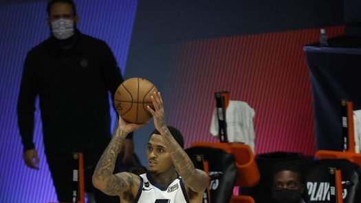 114-89: Los Jazz trituran a unos Lakers en caída libre