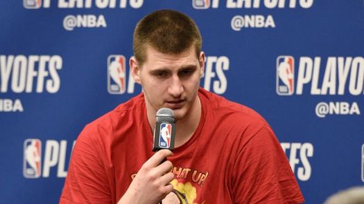 117-110. Jokic suma otro triple-doble y Nuggets aprovechan ausencia de Harden