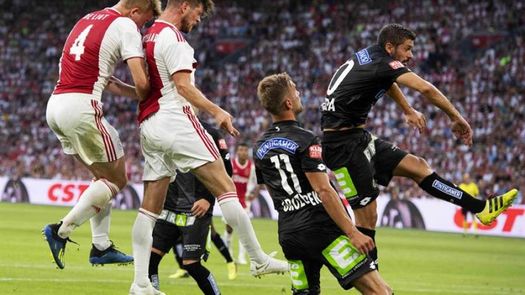 El Ajax supera al Sturm Graz y encarrila la eliminatoria