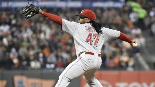 2-1. Cueto manda a los Cerveceros a su octava derrota seguida