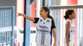 Kiwanis El Chorrillo elimina al favorito Enrico Fermi en tiempo extra y mantiene vivo el sueño de repetir el título.