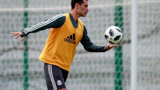 Rafa Márquez le habla al fútbol como si fuera una persona y le da gracias