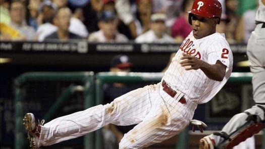 9-8. Revere define el triunfo de los Filis con jonrón