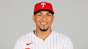 Johan Camargo consigue su primer HR del 2022 en la MLB