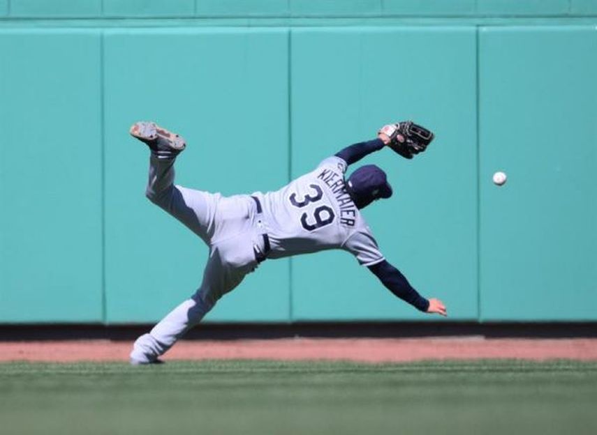 3-2. Kiermaier y Cron pegaron de cuatro esquinas en la victoria de los Rays sobre los Yanquis